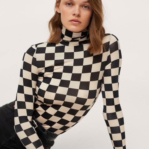 Checkered turtleneck long-sleeved knit top - Picture 3 of 11